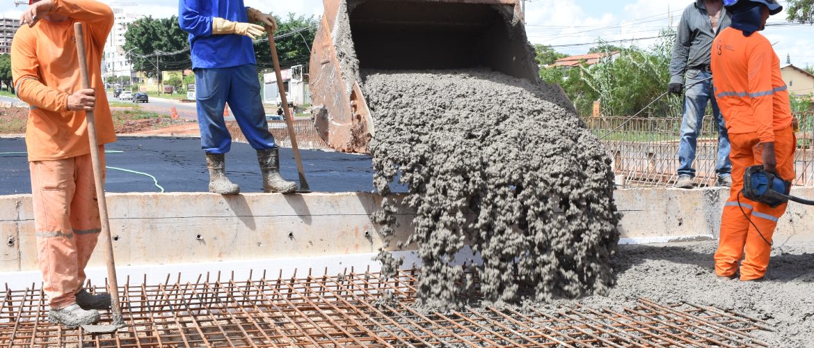 Obra de duplicação entre Guará e Núcleo Bandeirante avança com etapa da nova ponte