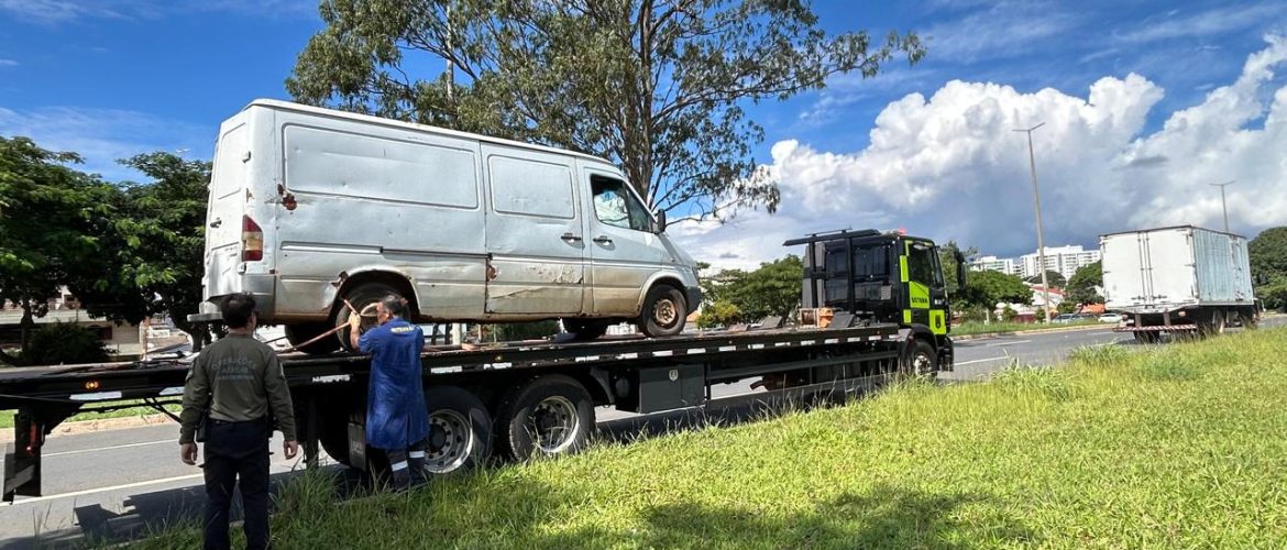 Operação Torre Forte retira de circulação veículos irregulares na EPGU