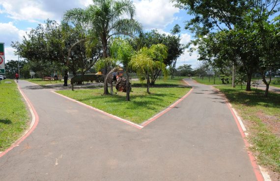 Guará reúne parques para caminhadas, pedaladas e momentos de lazer ao ar livre