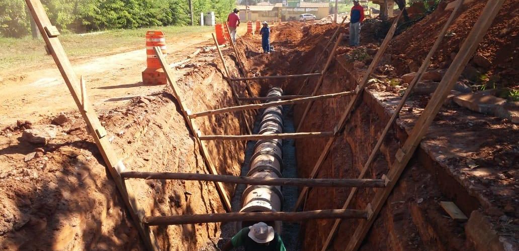 Obra na Avenida Bernardo Sayão altera acesso a condomínios no Guará Park